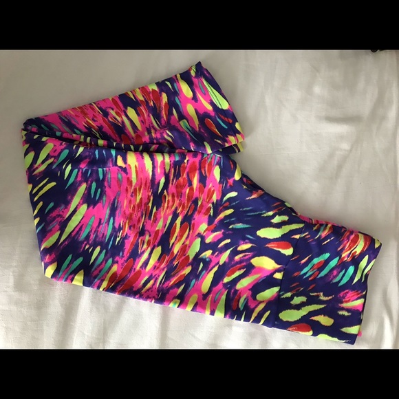 5 Pair of Neon Patterned High Quality Leggings. Made in Brazil. - Picture 5 of 8